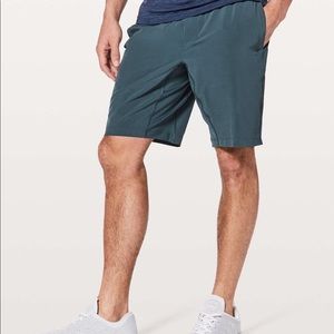 Men’s Lulu shorts